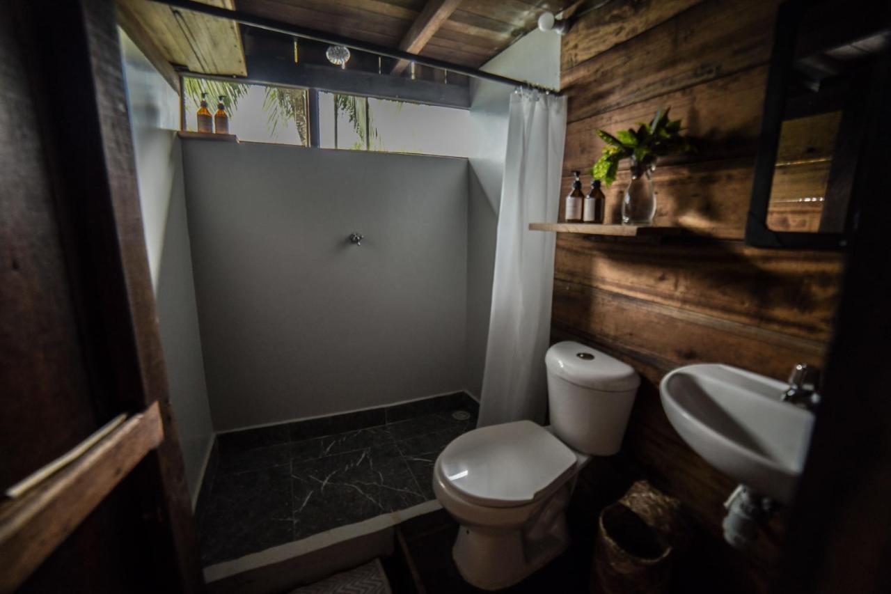 ホテル Casa Balae Nuquí エクステリア 写真