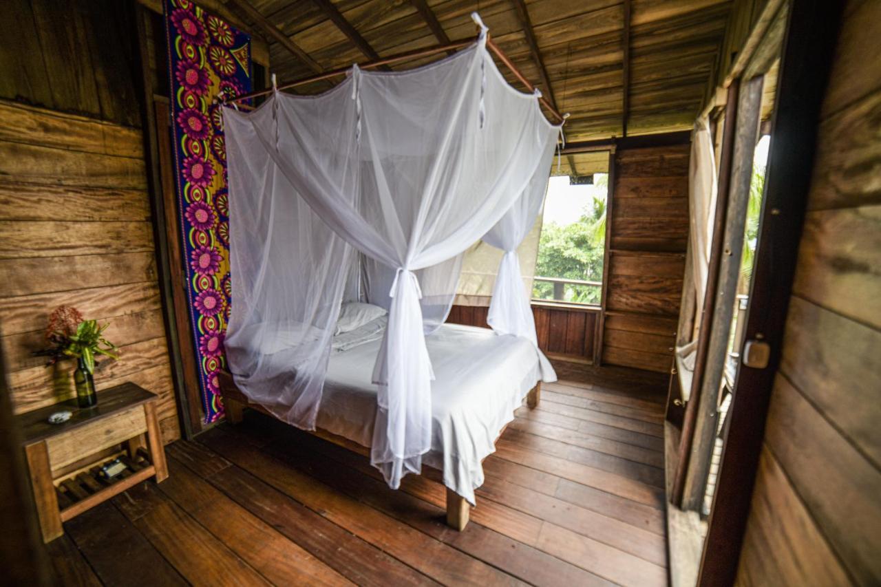 ホテル Casa Balae Nuquí エクステリア 写真