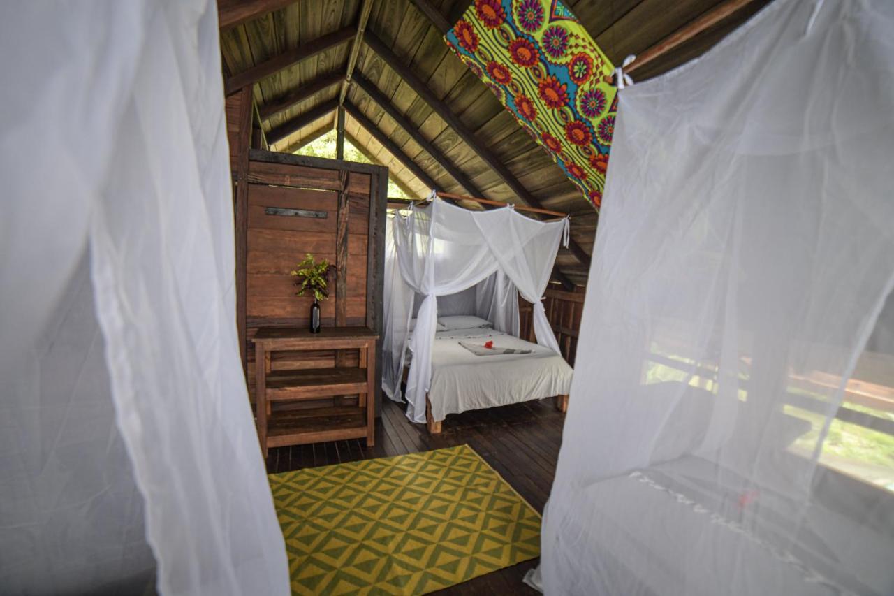 ホテル Casa Balae Nuquí エクステリア 写真