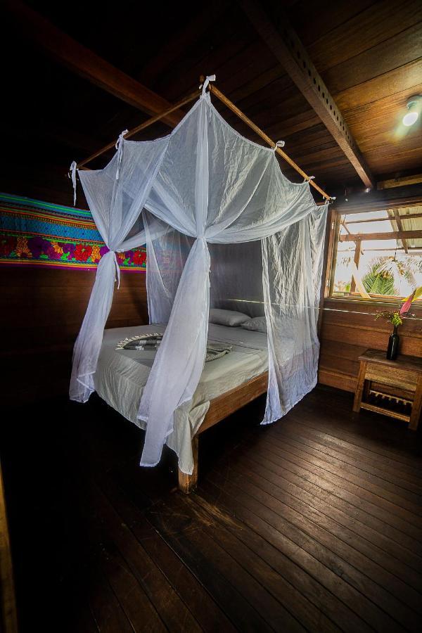 ホテル Casa Balae Nuquí エクステリア 写真